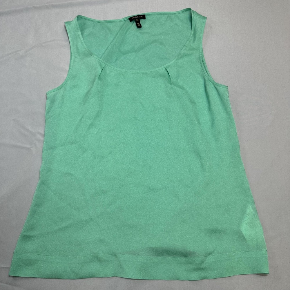 ESCADA Tank Womens 34 Green Silk Pleated Satin Top Lightweight Romania Designer